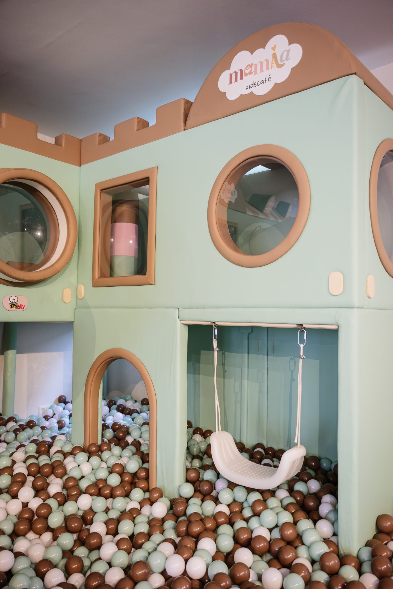 Ein Teil des Indoor-Spielplatzes vom mamila kidscafé in Bretzfeld-Schwabbach